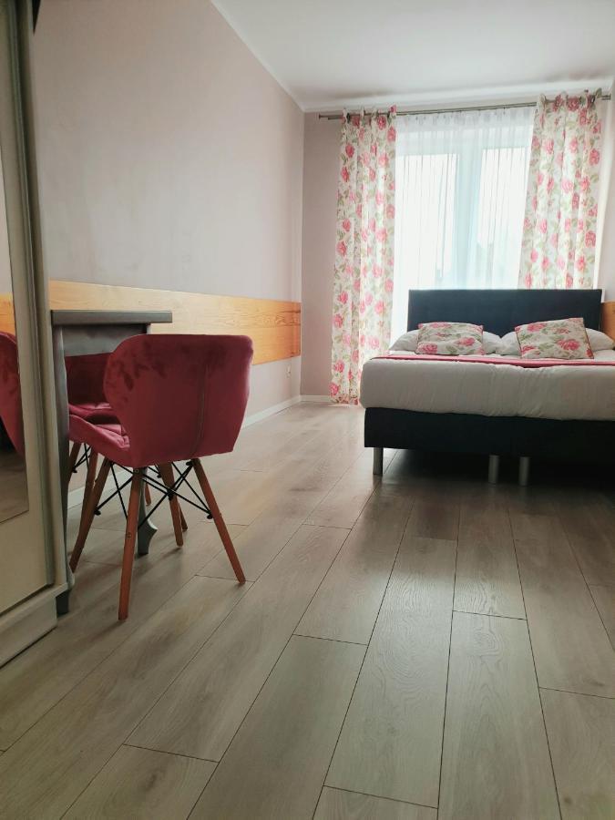 Solar Bed & Breakfast Karwia Eksteriør billede